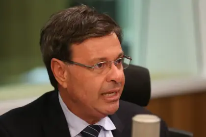Ex-ministro Gilson Machado é preso pela PF