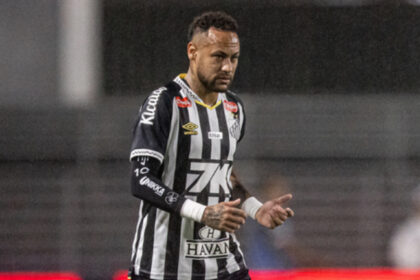 Ídolo do Botafogo solta o verbo contra Neymar e craque responde