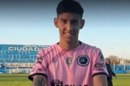 Acusado de tentativa de homicídio, jogador argentino é preso ao tentar entrar em estádio