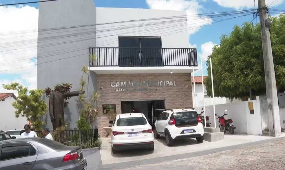 Justiça determina nova eleição para presidência da Câmara de Rafael Jambeiro após disputa judicial