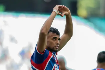 Lucho Rodríguez enfrenta maior jejum de gols no Bahia e apaga postagens sobre o clube nas redes sociais