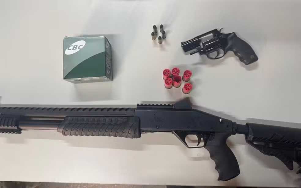 PF prende prefeitos por porte ilegal de arma em operação que investiga suposto desvio de emendas parlamentares