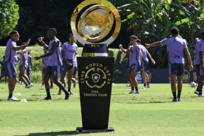 Palmeiras e Botafogo estreiam neste domingo (15) no Mundial de Clubes da Fifa