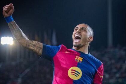 Raphinha diz que jogadores da Europa abrirem mão de férias para jogar Mundial é "complicado"