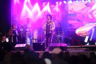 Candeias celebra Arraiá do Aconchego com Forró, Sertanejo e Pagode