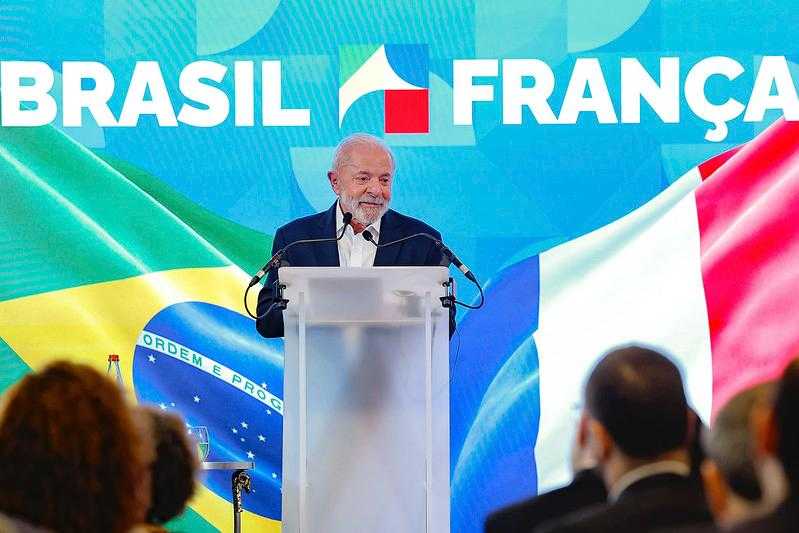 Lula garante que tudo está resolvido sobre aumento do IOF