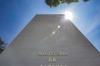 Prisma: Mercado ajusta dívida, mas primário se deteriora em 2025 e 2026