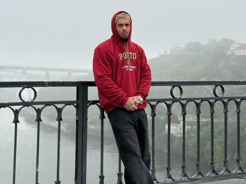 Zé Felipe Demite Assessora: Rumores de Traição Agitam Fãs