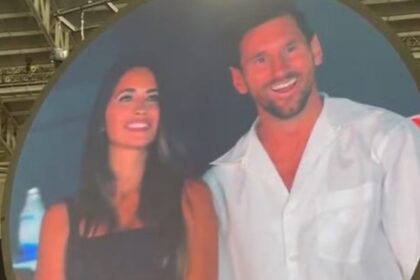 Messi e esposa: beijo apaixonado em show do Coldplay!