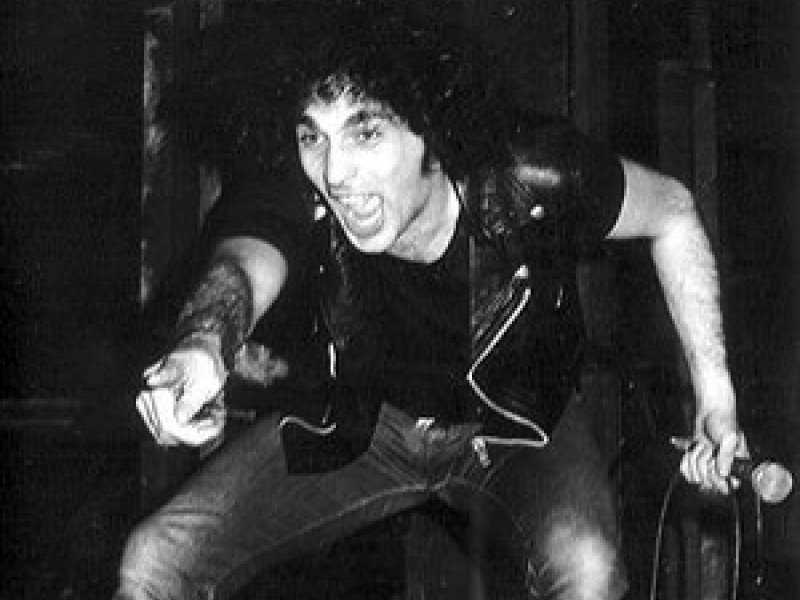 Iron Maiden: Luto pela Morte do Primeiro Vocalista aos 69