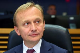 Comissão da UE sugere orçamento de 2 trilhões de euros em 7 anos