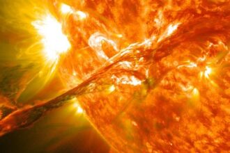 Como Distúrbios Geomagnéticos Solares Aumentam o Risco de Infarto em Mulheres