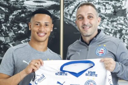 Bahia anuncia renovação de atacante até o fim de 2027