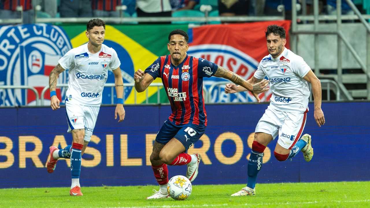Bahia visita Fortaleza na Arena Castelão pelo Brasileirão; veja prováveis times