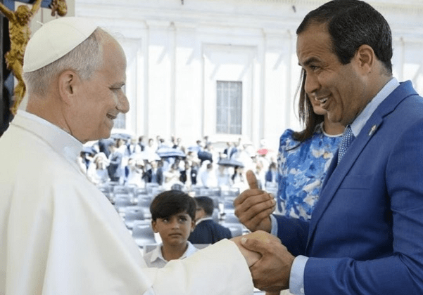 Bruno Reis se encontra com o Papa Leão XIV e convida pontífice a visitar Salvador