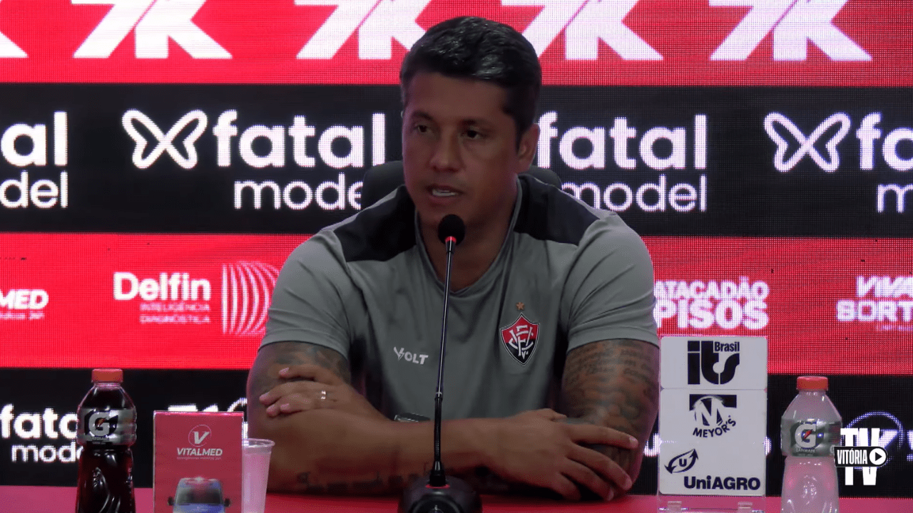 Fim da linha! Carpini é demitido do Vitória após eliminação na Copa do Nordeste