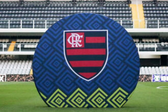Após polêmica, diretor médico do Flamengo é demitido