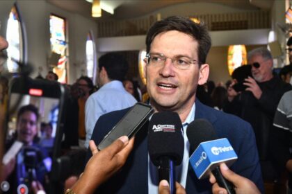 João Roma critica medidas do STF contra Bolsonaro e fala em “perseguição política”