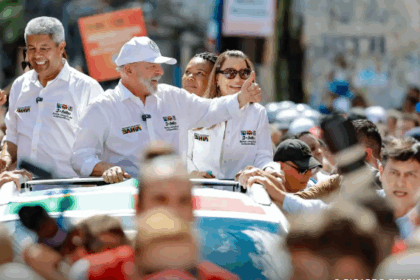 Povo tem que conhecer história de luta, diz Lula sobre 2 de julho