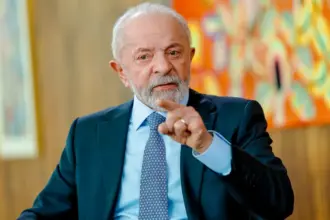 Lula mantém disposição para o diálogo, mas critica recusa de Trump