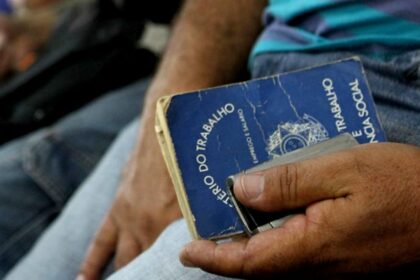 Mais de 100 oportunidades de emprego em Camaçari e Simões Filho