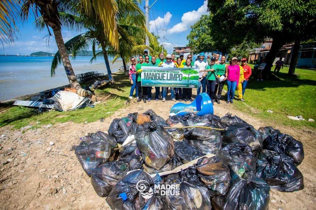 Mutirão Mangue Limpo mobiliza comunidade em defesa dos ecossistemas de Maria Guarda