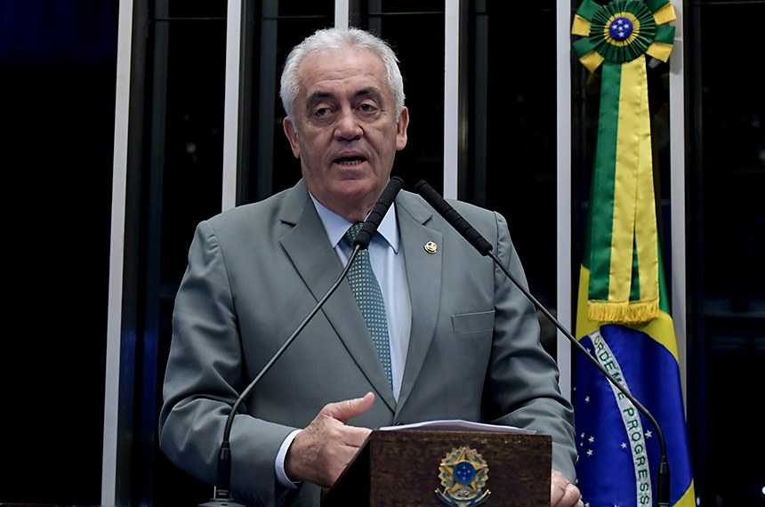 Otto Alencar rebate Flávio Bolsonaro e evoca luta baiana por independência