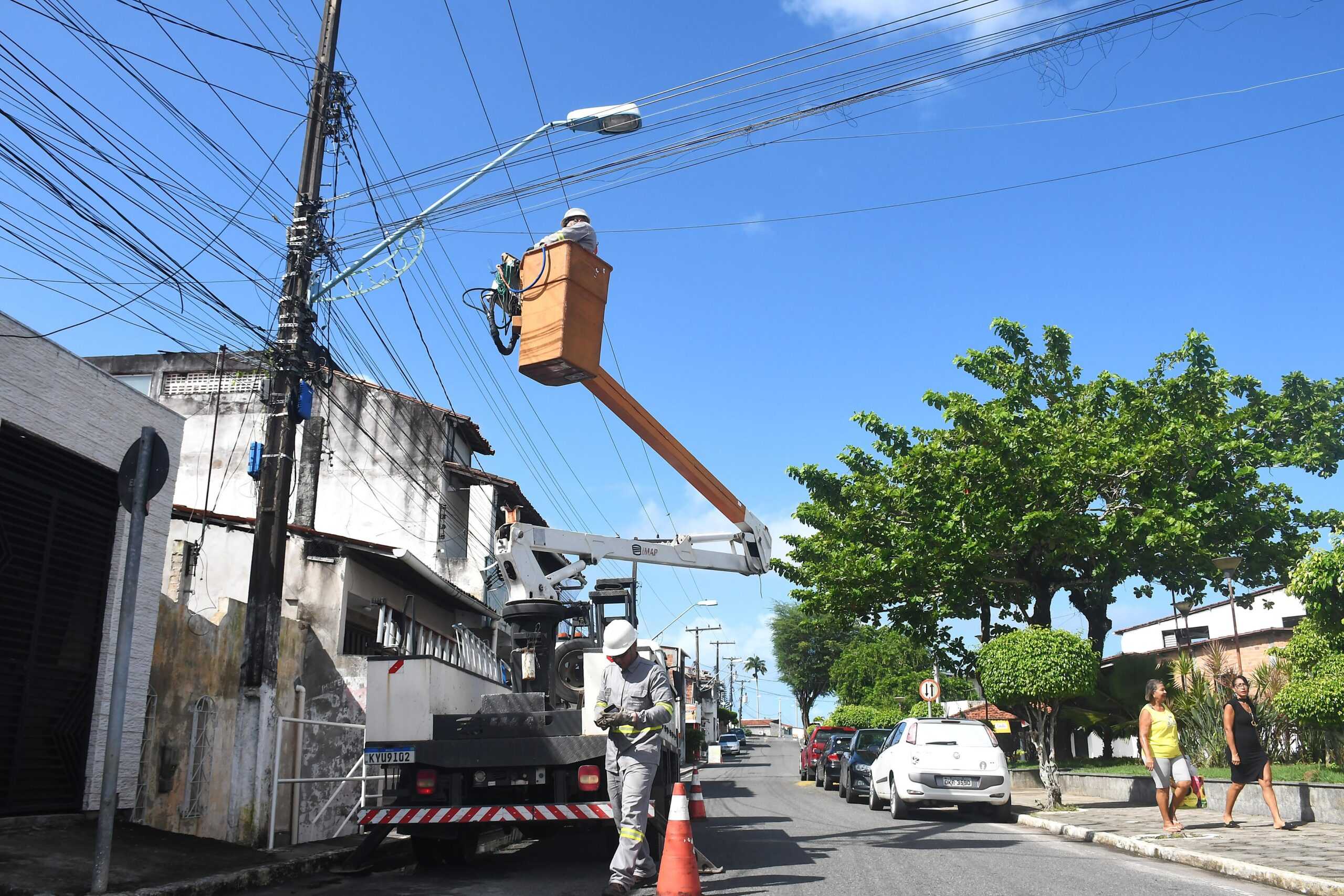 São francisco do conde zera cip para famílias de baixa renda e reforça justiça social Iluminação pública em São Francisco do Conde