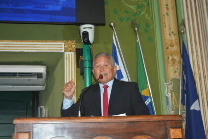 Téo Senna critica segurança pública da Bahia