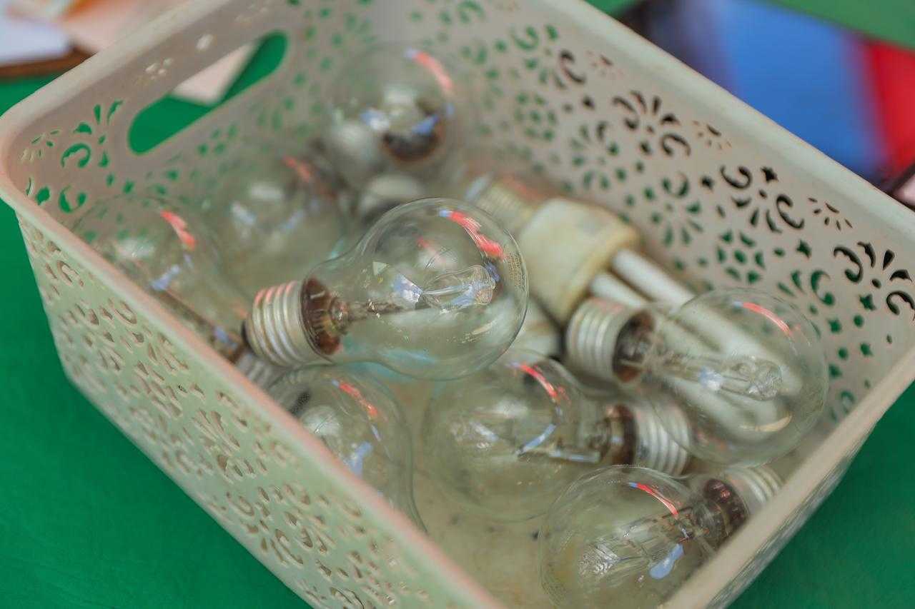 Prefeitura e empresa trocam lâmpadas em comunidades de Candeias