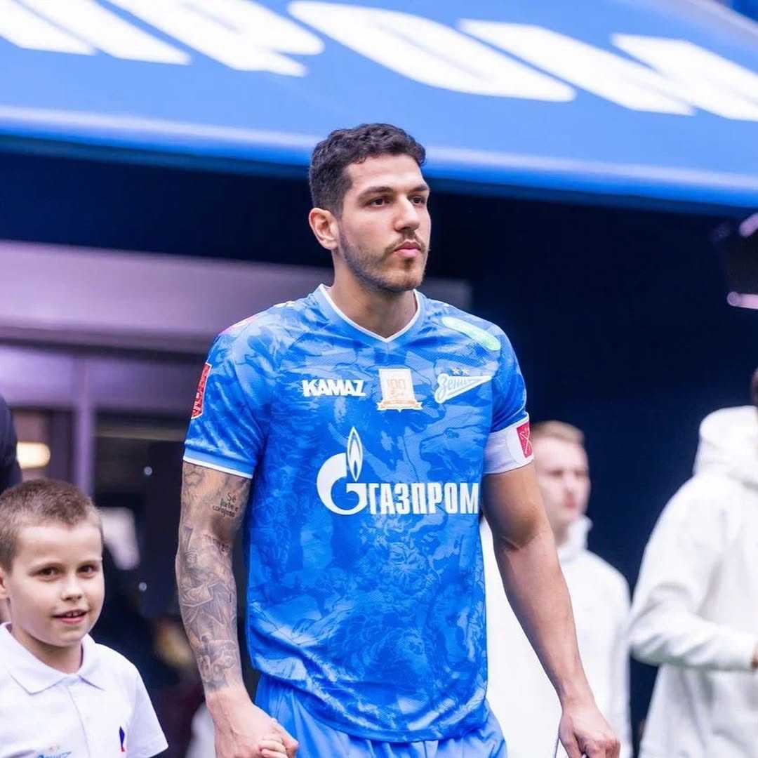 Zagueiro que atua no futebol europeu entra na mira do Bahia