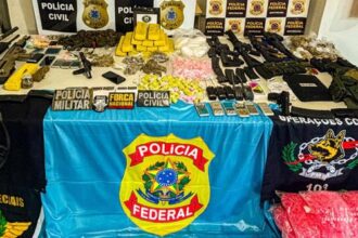 Arsenal de guerra de facções é apreendido em área indígena na Bahia