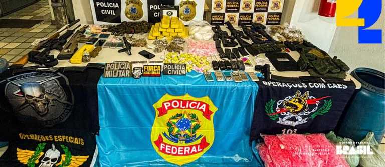 Arsenal de guerra de facções é apreendido em área indígena na Bahia