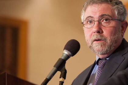 Nobel de Economia aponta retaliar tarifas de Trump como solução para Brasil