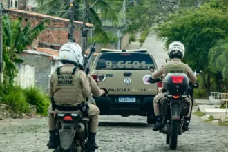 PM realiza operações em Salvador após ataque com feridos e morte