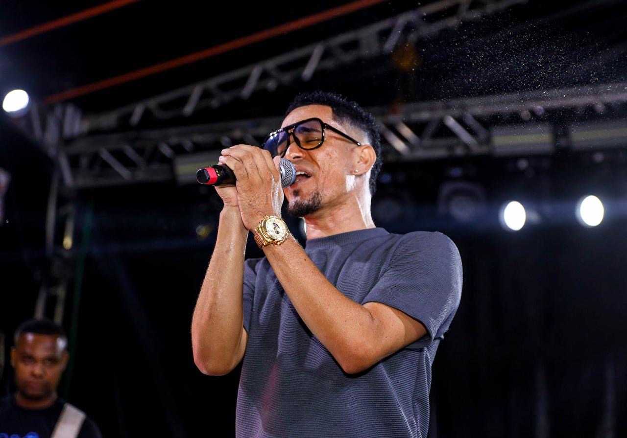 Shows de axé e pagodão agitam final de semana em Candeias