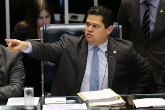 Alcolumbre diz que não pautará impeachment de ministros do STF