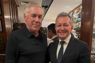 Ancelotti visita restaurante Satyricon no Rio de Janeiro