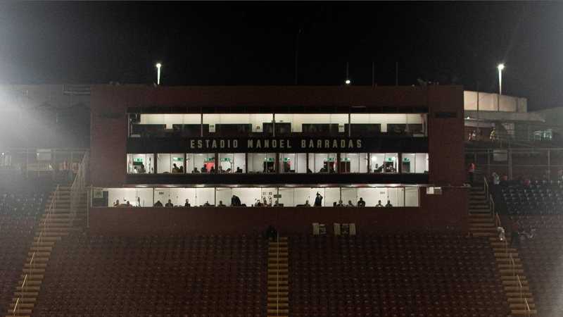 Arena Barradão: Vitória atrasa documentação e projeto emperra na diretoria