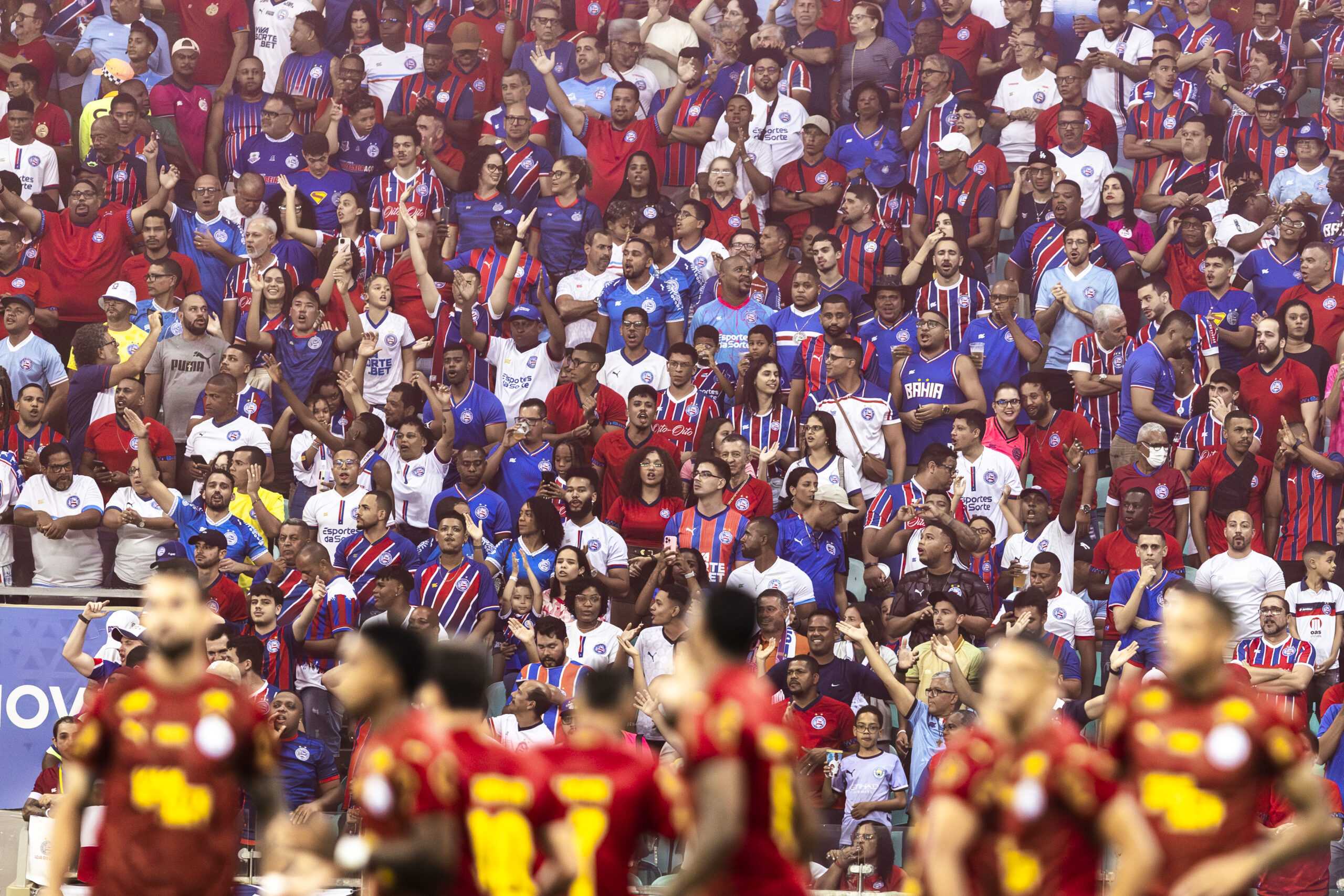 Bahia visita Corinthians com intuito de se manter no G-4 do Brasileirão; veja prováveis times