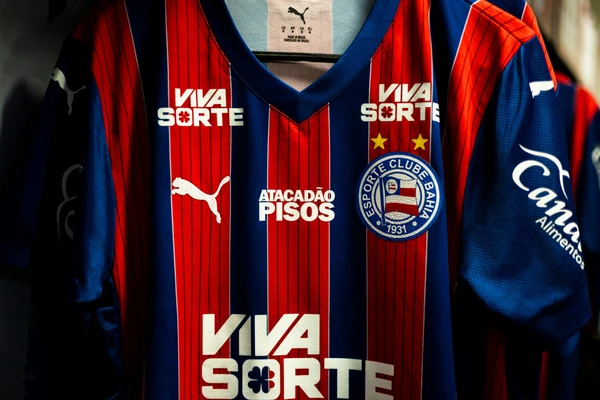 Bahia encara Fluminense na Fonte Nova para se manter no G4