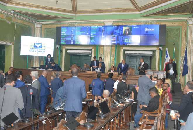 Câmara recebe projeto que visa garantir transparência em descontos de convênios