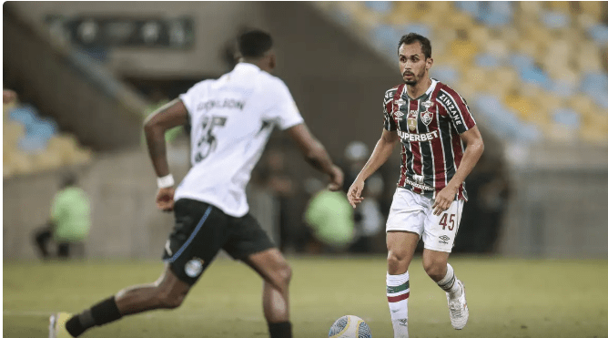 Duelo de Tricolores: Flu recebe Grêmio pela 18ª rodada do Brasileirão