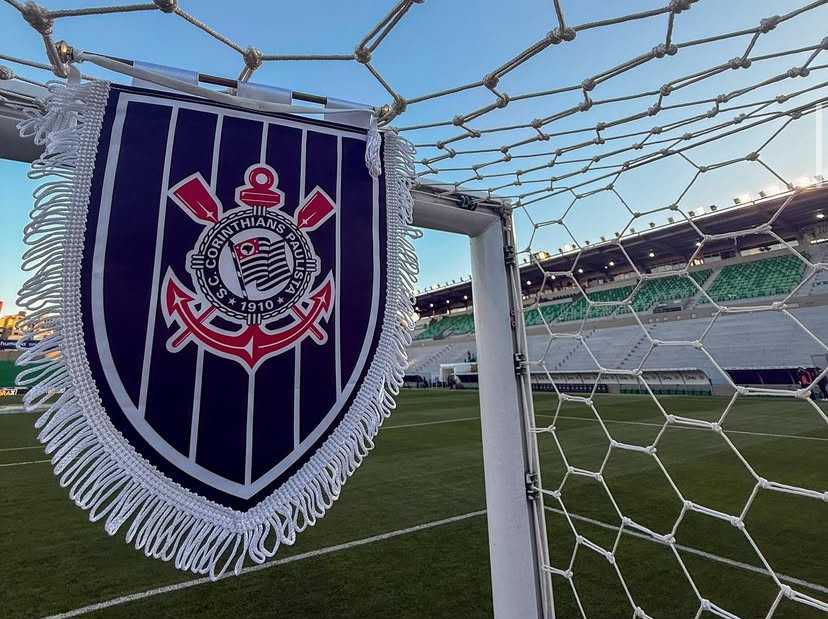 Diretor do Corinthians detona Bahia e Grupo City após perder jogador para o clube: “oportunismo”