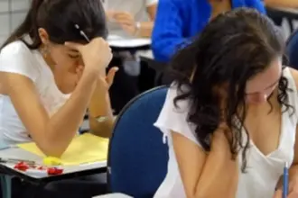 Encceja 2025: Mais de 700 mil candidatos realizam prova neste domingo