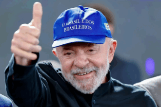 Lula descarta desafiar EUA, mas diz que Brasil não é republiqueta