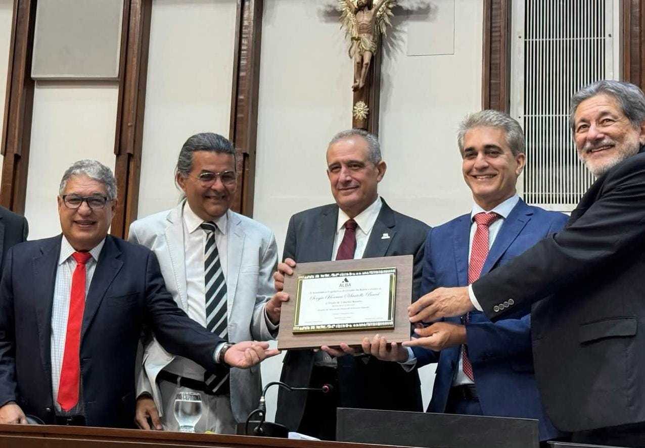 “Um verdadeiro aliado da Bahia”, diz Robinson Almeida sobre Sérgio Bacci, novo Cidadão Baiano