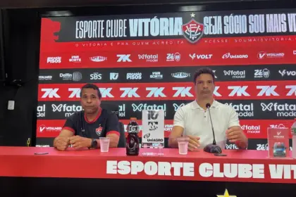 Técnico interino do Vitória, Rodrigo Chagas promete recuperar time com apoio da base