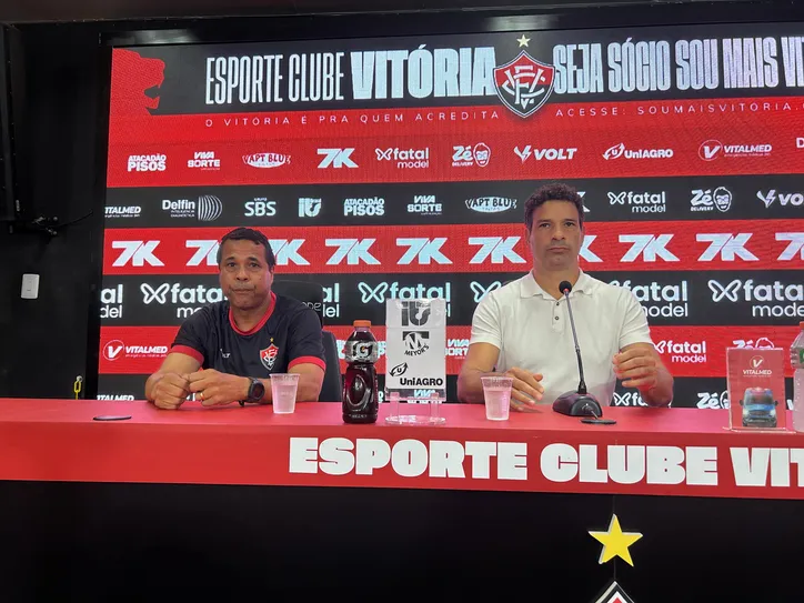 Técnico interino do Vitória, Rodrigo Chagas promete recuperar time com apoio da base