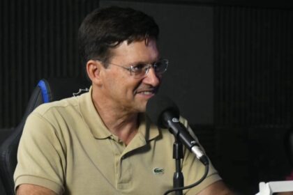 Roma atribui taxação de Trump ao Brasil às "bravatas e devaneios de Lula" no cenário internacional